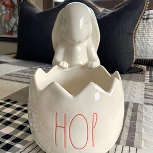 Rae Dunn Bunny With Cracked Egg
